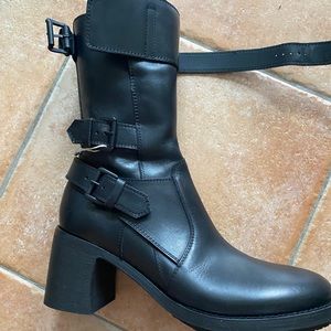 Ann Demeulemeester  boots. Brand new. Size 9.5(40).Zip closer. Made in Italy.